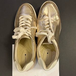 Gold Birdies Cardinal Sneaker